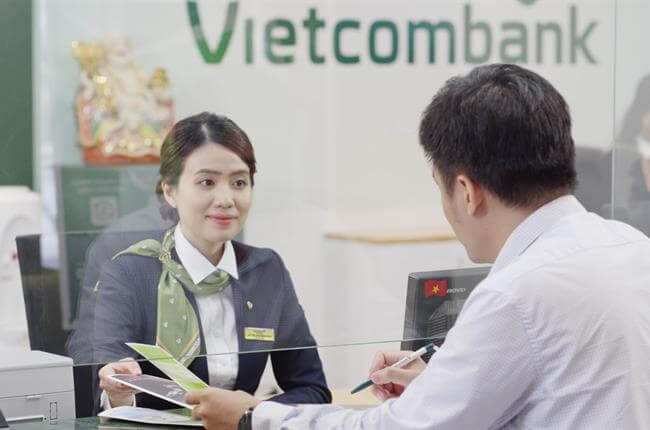 Phí làm lại thẻ ATM Vietcombank