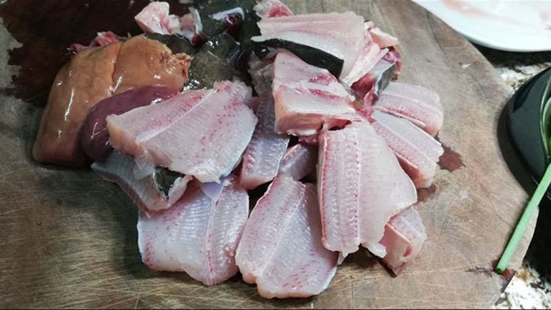 Cá đuối nấu canh chua