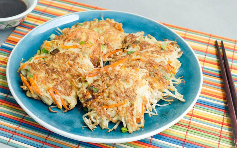"Canh nấm kim châm đậu hũ"
