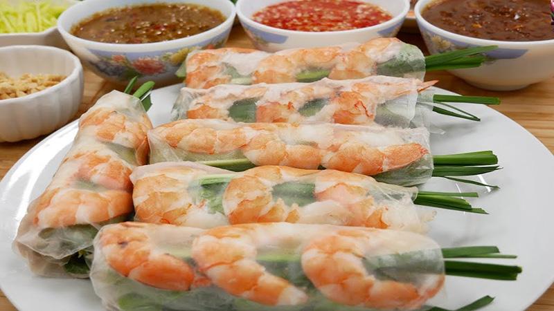 Gỏi cuốn tai heo