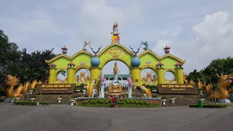 Khám phá các quần thể hang động